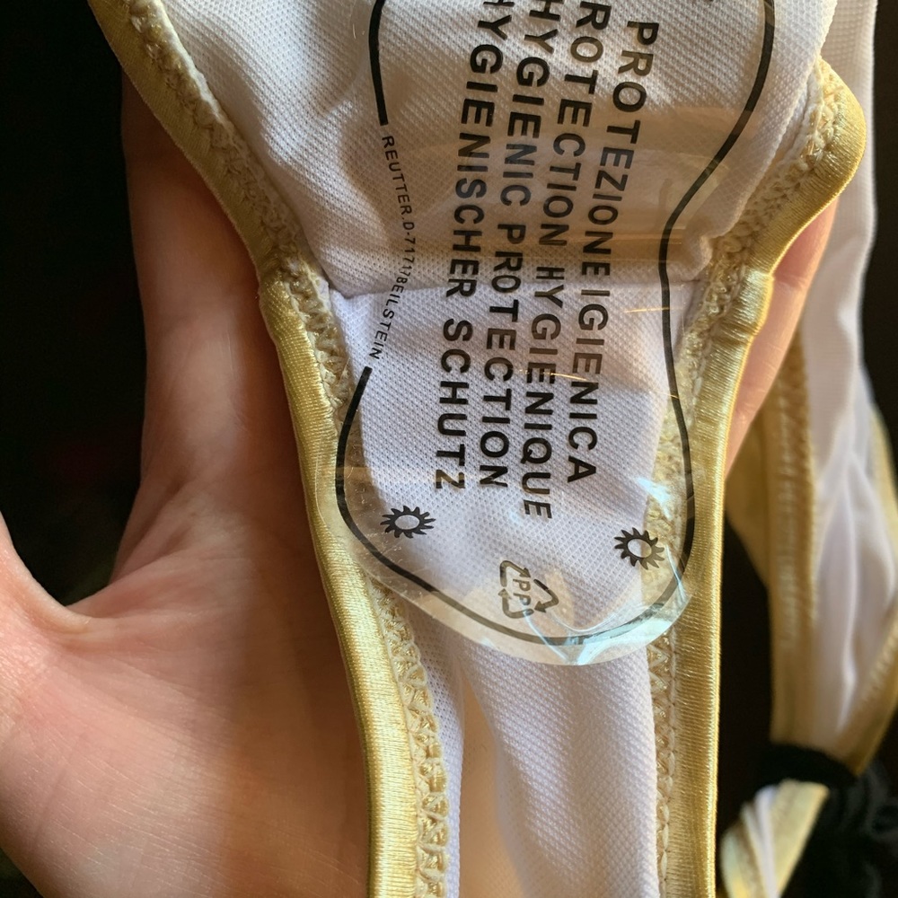 🔥 Black & Gold X-style bikini - Picture 6 of 7